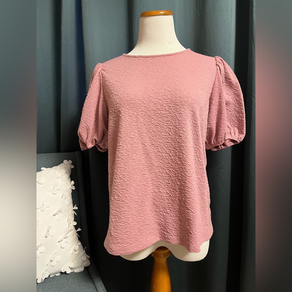 Pink puff sleeve top